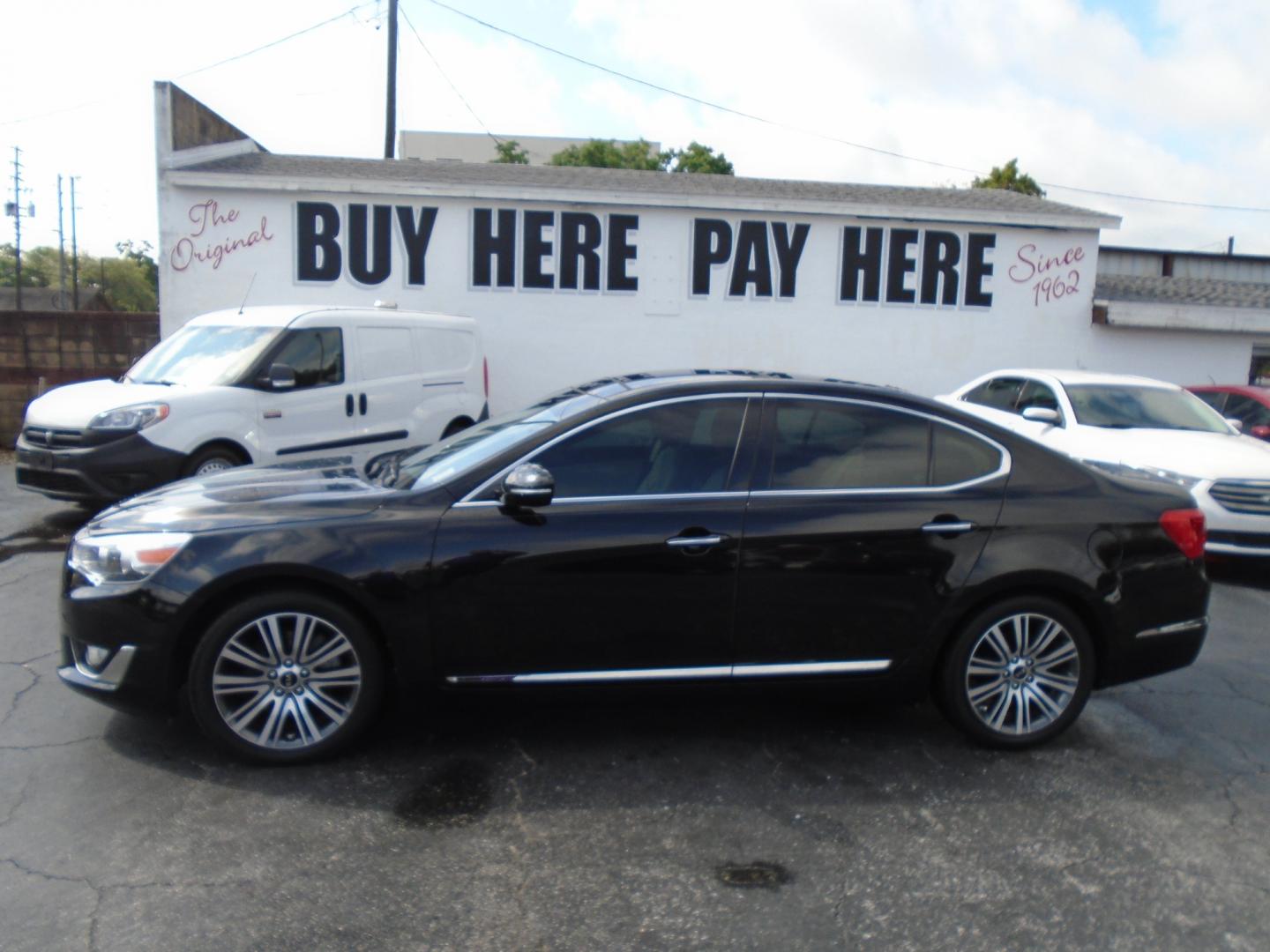 2014 Kia Cadenza (KNALN4D70E5) , located at 6112 N Florida Avenue, Tampa, FL, 33604, (888) 521-5131, 27.954929, -82.459534 - Photo#0